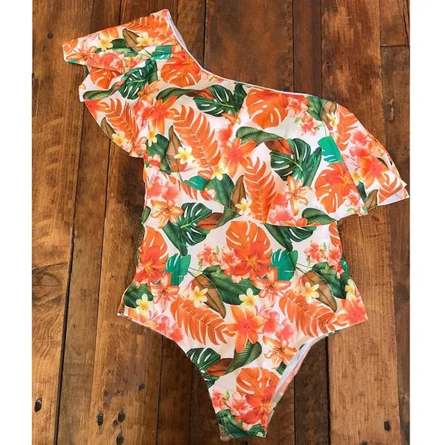 One Piece Swimwear Women